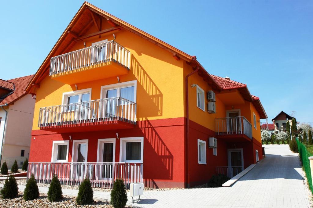 Zala Aranya Panzió Hotel Zalakaros Bagian luar foto