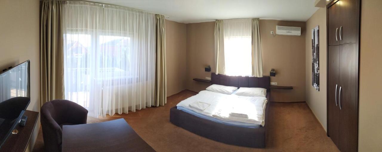 Zala Aranya Panzió Hotel Zalakaros Bagian luar foto