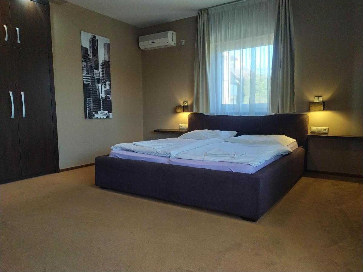 Zala Aranya Panzió Hotel Zalakaros Bagian luar foto