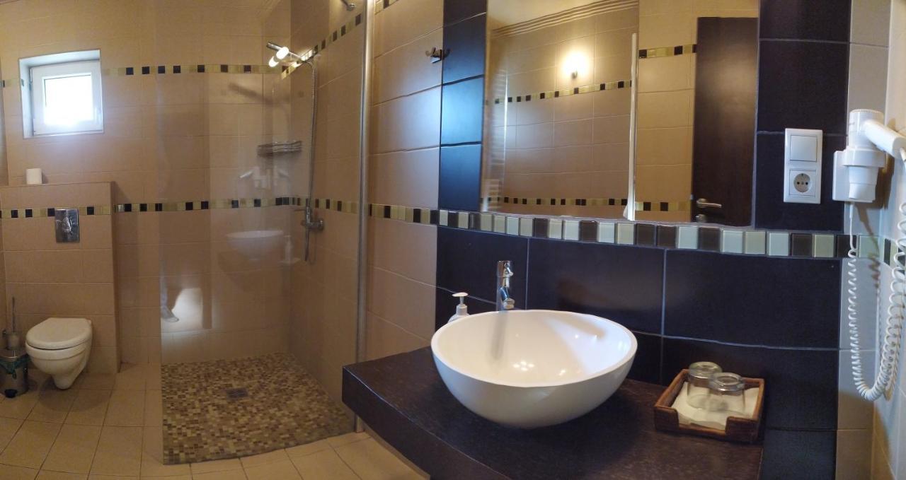 Zala Aranya Panzió Hotel Zalakaros Bagian luar foto